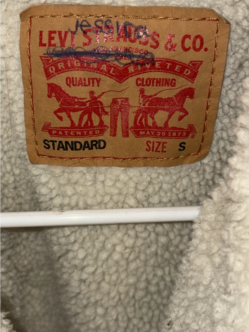 Levi's Light Blue Denim Jacket with Cream Sherpa Lining - Picture 3 of 3